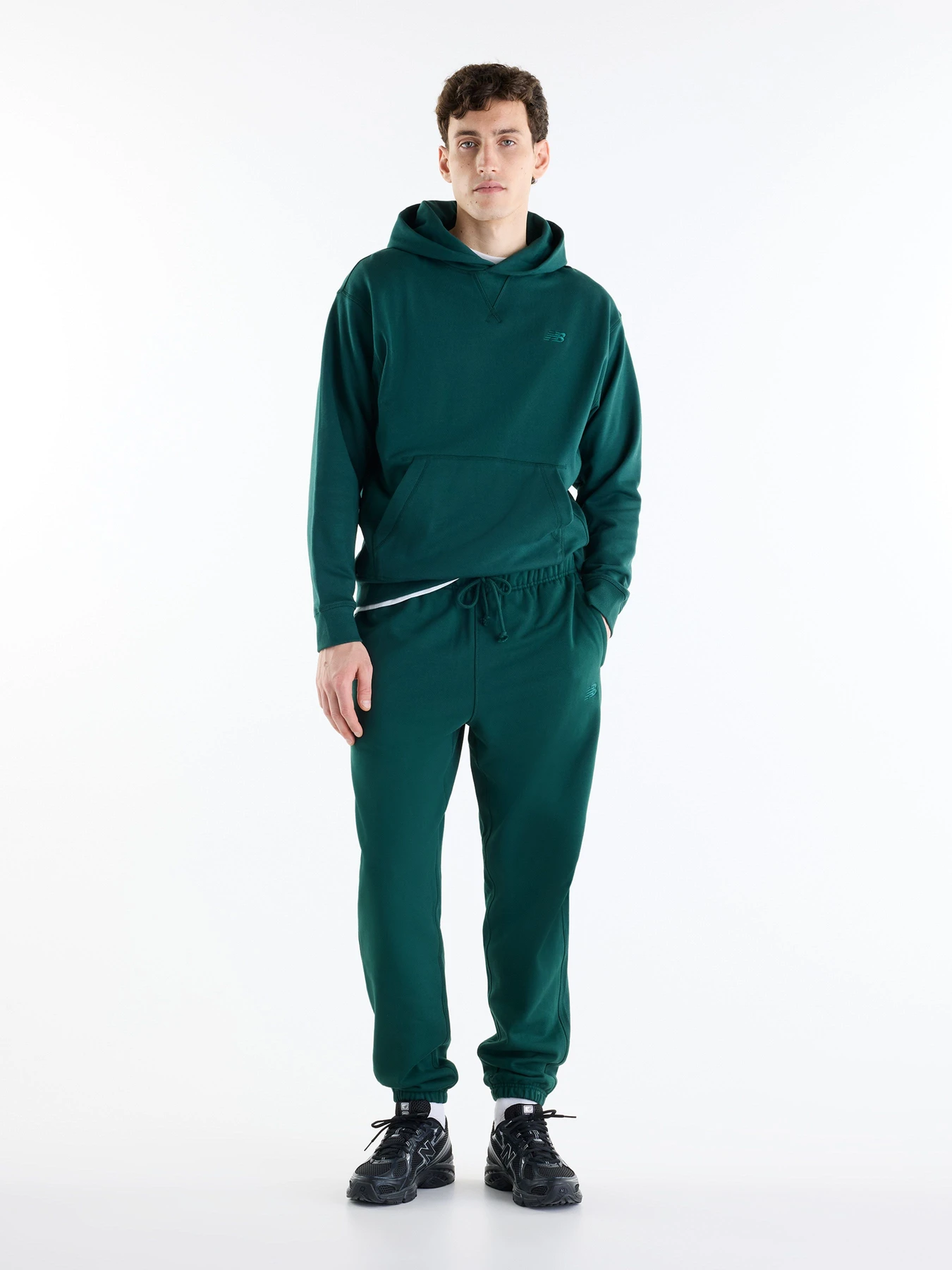 Брюки New Balance модель MP41508NOG Брюки New Balance модель MP41508NOG Фото