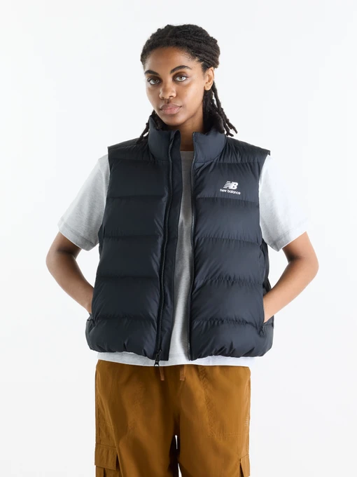 Куртки та дублянки New Balance Boston Puffer модель WJ62O4EXBK Фото