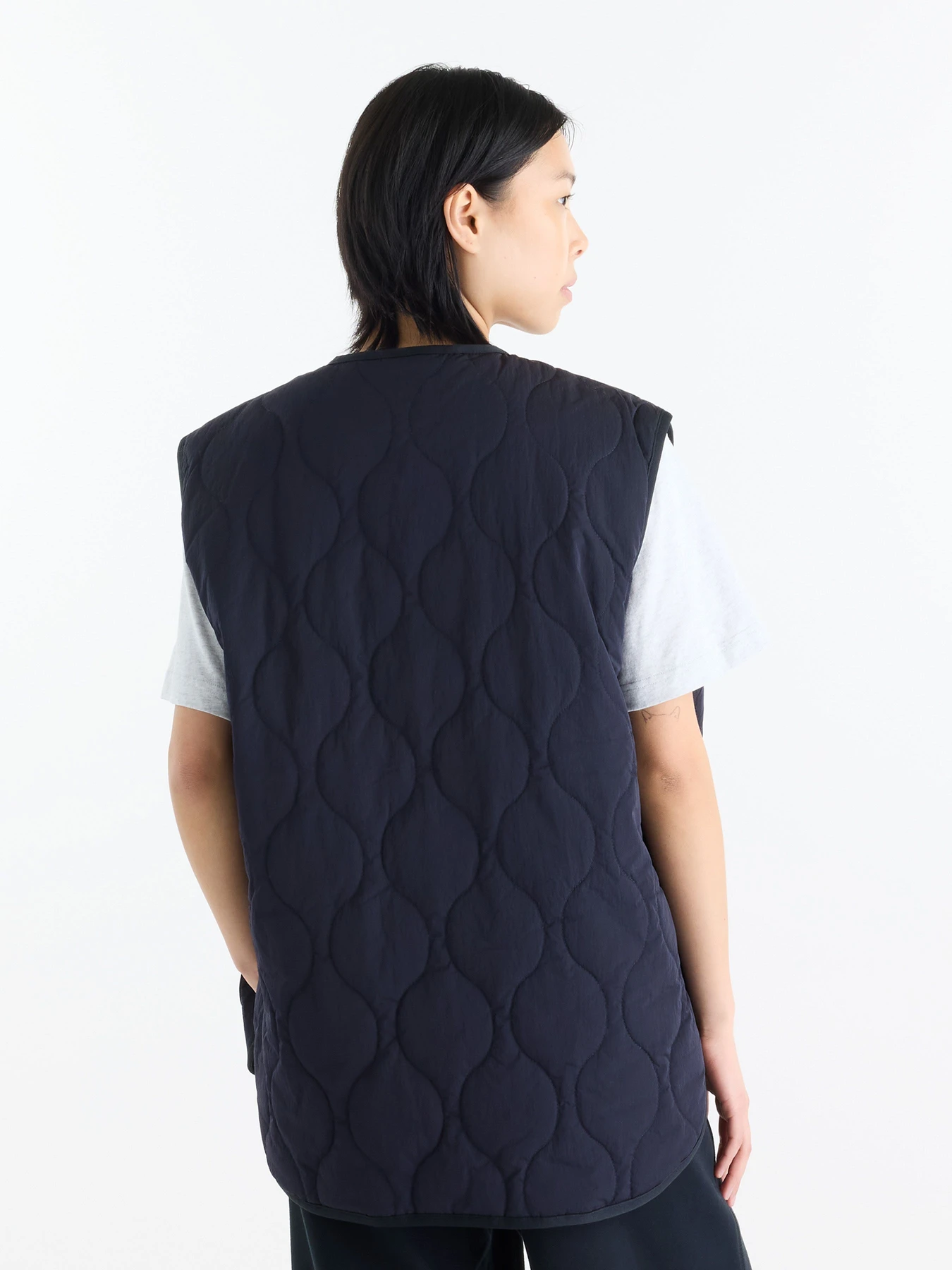 Куртки и дубленки New Balance Quilted Vest модель WJ62U33ODNT Куртки и дубленки New Balance Quilted Vest модель WJ62U33ODNT Фото