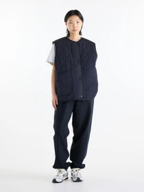 Куртки и дубленки New Balance Quilted Vest модель WJ62U33ODNT Фото