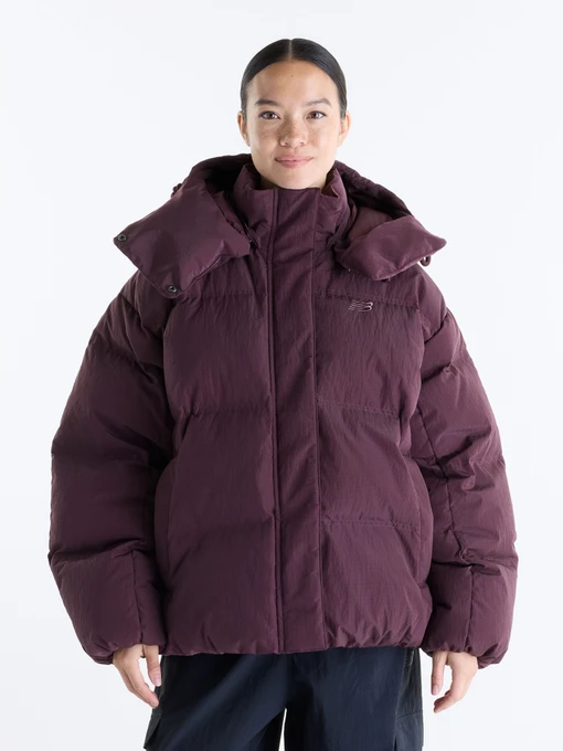 Куртки и дубленки New Balance Premium Puffer модель WJ6268B9YLR Фото