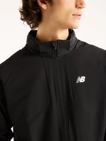 Куртки и дубленки New Balance модель MJ62S4CHBK Фото