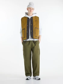 Куртки и дубленки New Balance Quilted Vest модель MJ6229GHBRK Фото