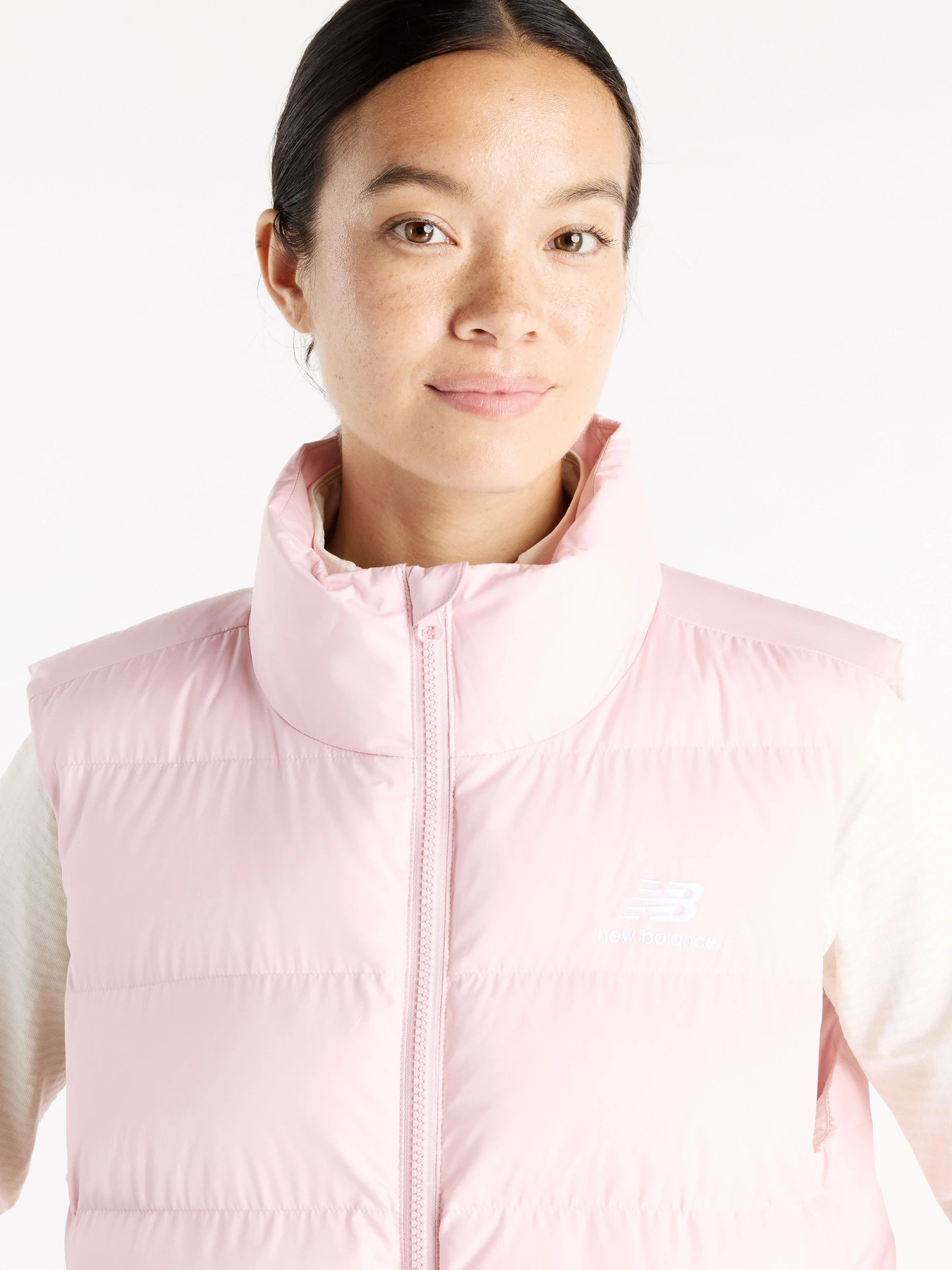 Куртки та дублянки New Balance Boston Puffer модель WJ62O4EXPHK Куртки та дублянки New Balance Boston Puffer модель WJ62O4EXPHK Фото