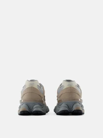 Кросівки New Balance модель U90608DB Фото