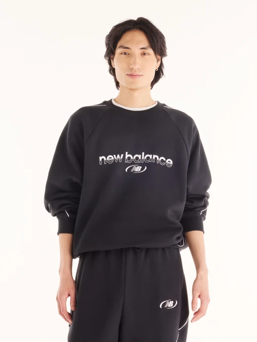 Худі та світшоти New Balance Trackside Fleece Crew модель MT6255WPBK Фото