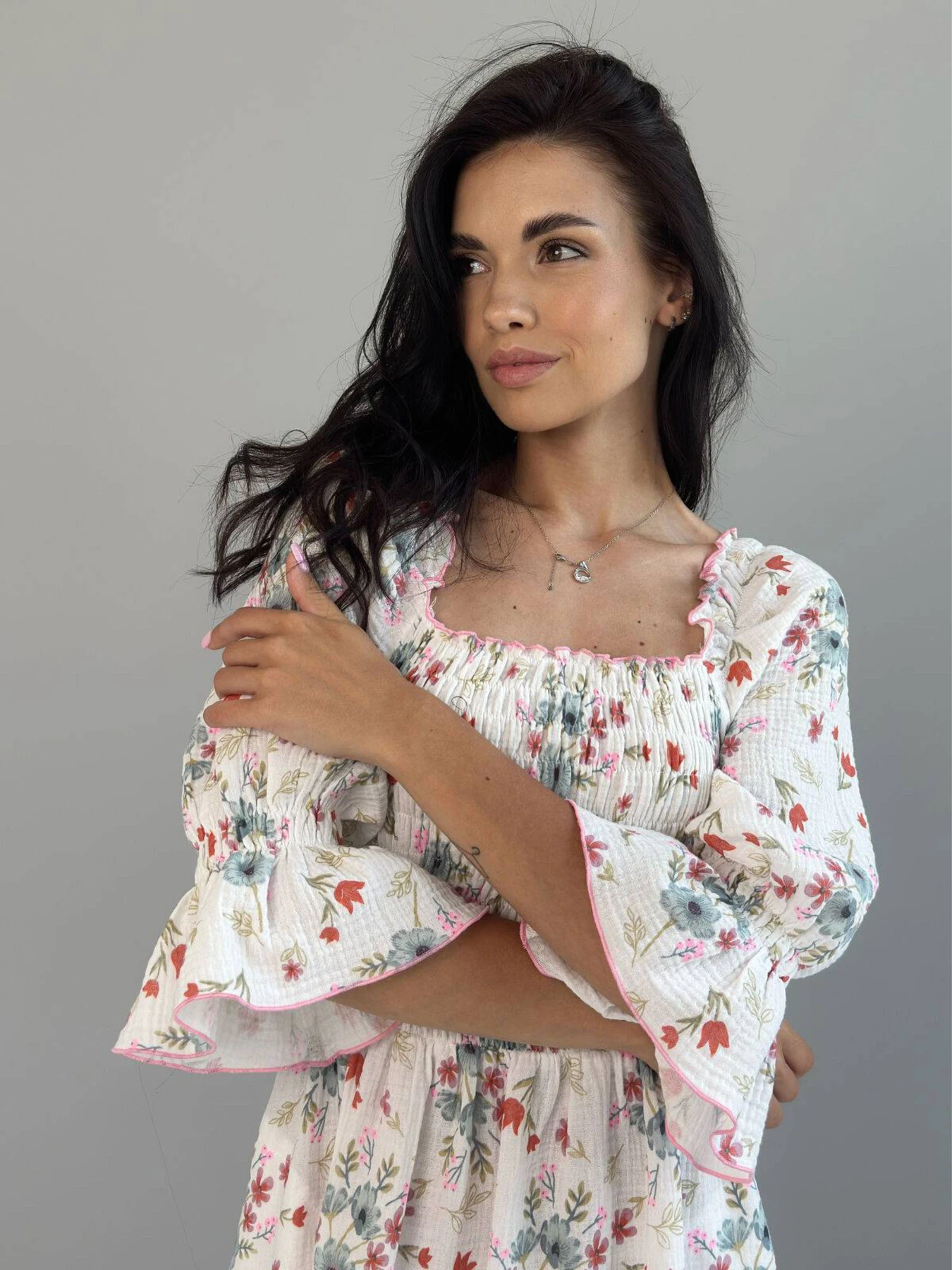 Сукні NENKA модель nenka3849-c01-molochnij-print Сукні NENKA модель nenka3849-c01-molochnij-print Фото