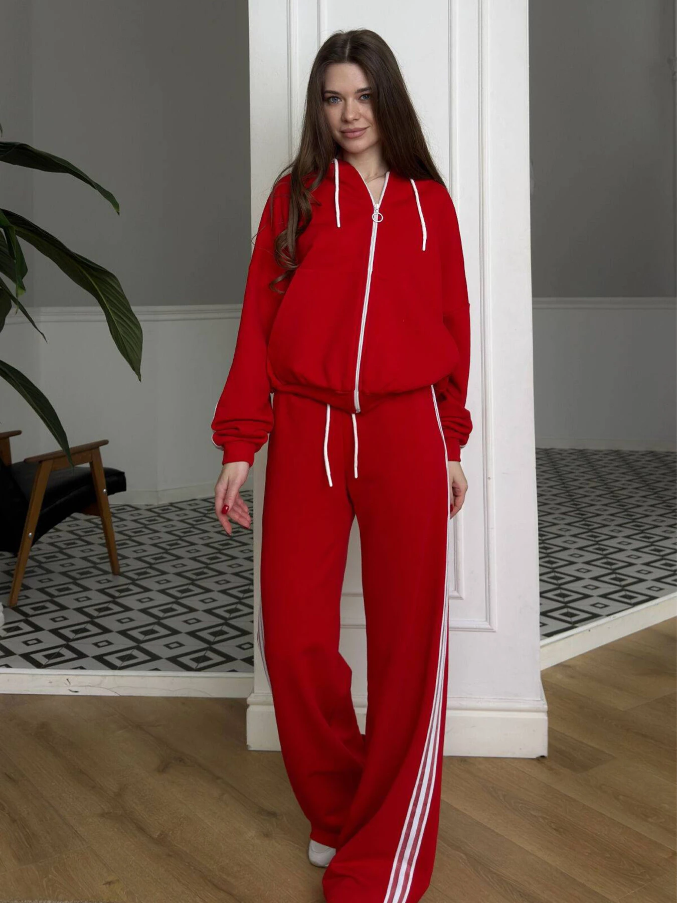 Костюми NENKA модель nenka3821-c01-chervonij Костюми NENKA модель nenka3821-c01-chervonij Фото