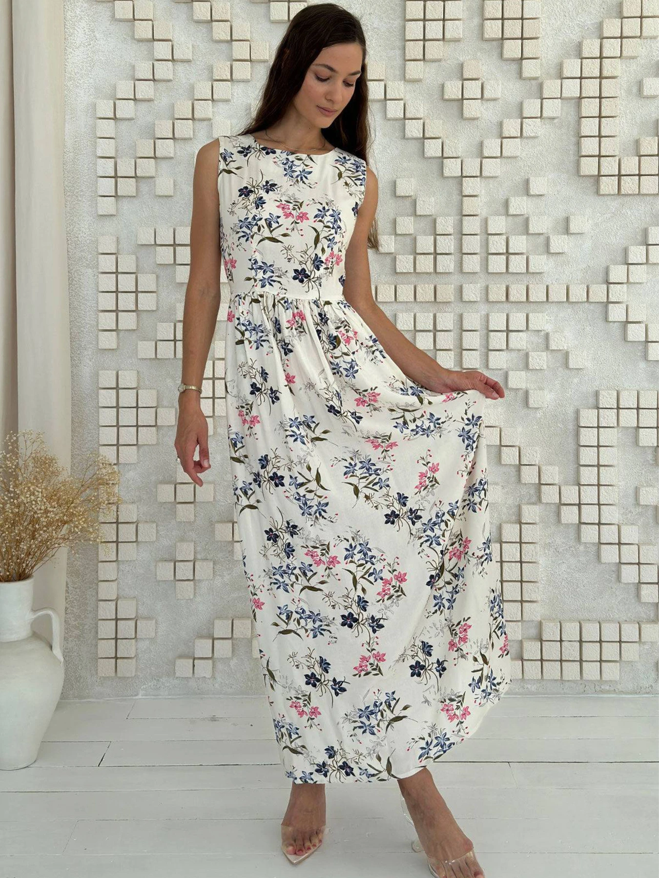 Сукні NENKA модель nenka3549-c01-bezhevij-print Сукні NENKA модель nenka3549-c01-bezhevij-print Фото