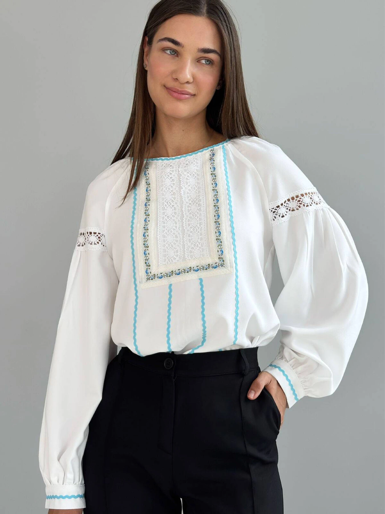 Вышиванки NENKA модель nenka3732-c02-molochnij Вышиванки NENKA модель nenka3732-c02-molochnij Фото