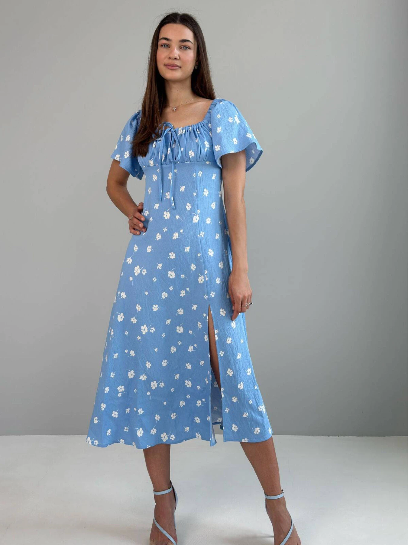 Сукні NENKA модель nenka3716-c01-blakitnij-print Сукні NENKA модель nenka3716-c01-blakitnij-print Фото
