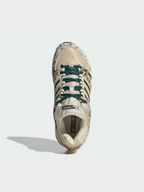 Кросівки Adidas модель KJ8372 Фото