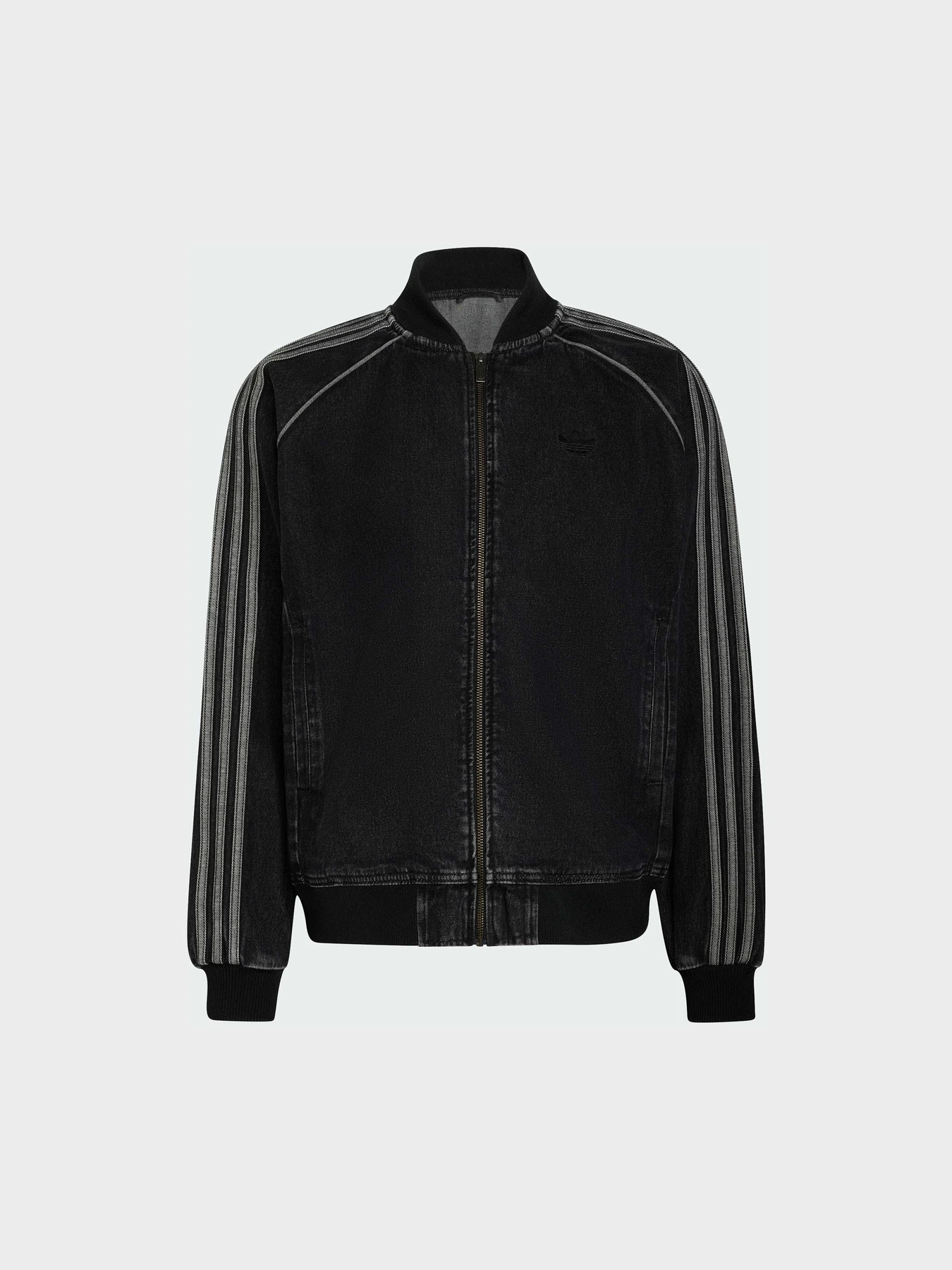 Куртки и дубленки Adidas модель KS4963 Куртки и дубленки Adidas модель KS4963 Фото