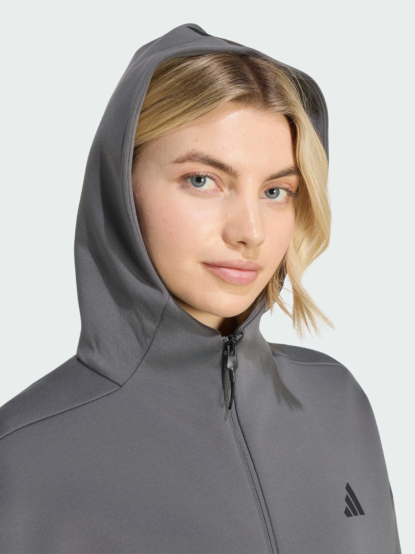 Худи и свитшоты Adidas ZNE модель KF6331 Фото