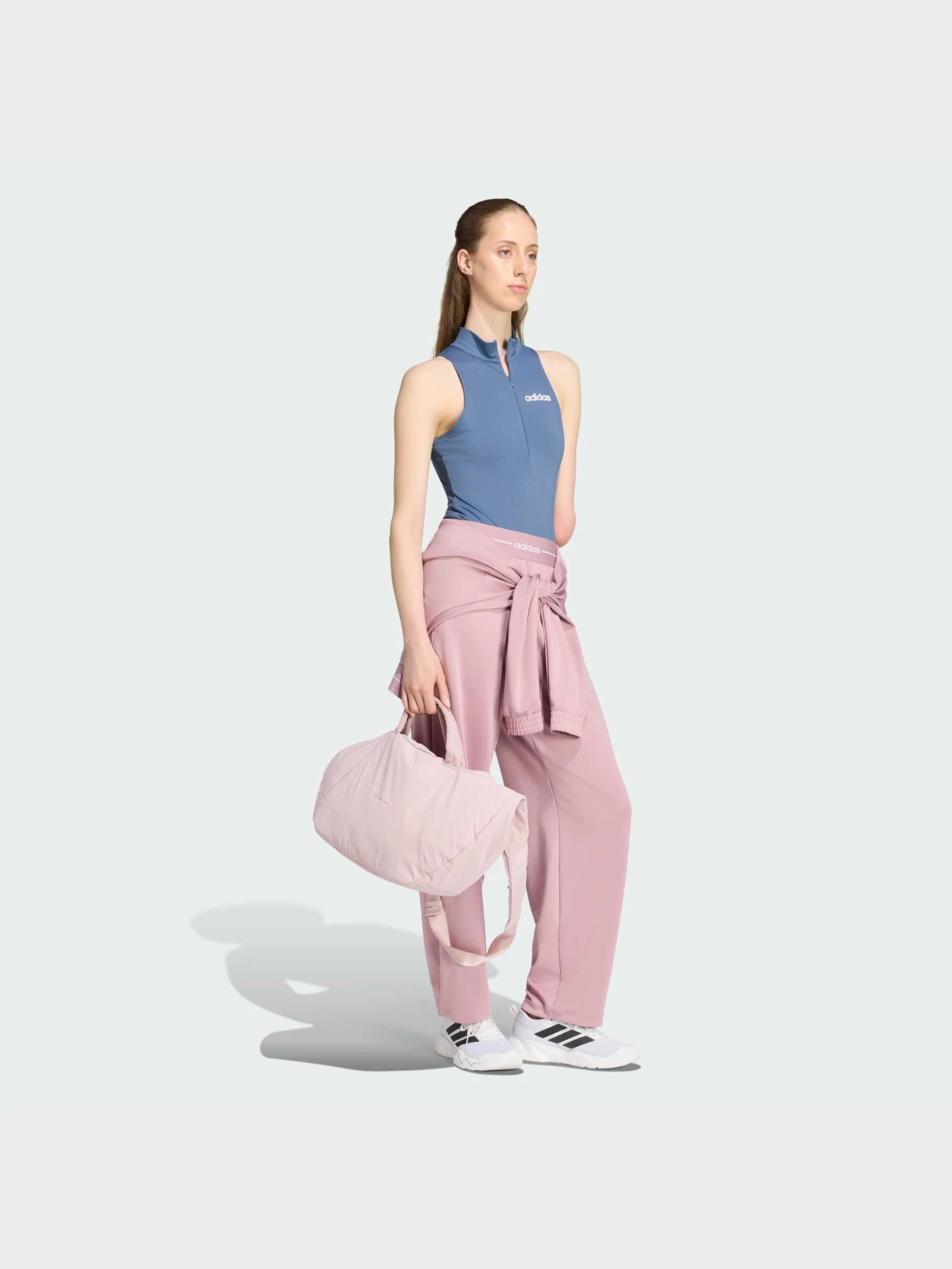 Брюки Adidas модель KQ5822 Брюки Adidas модель KQ5822 Фото