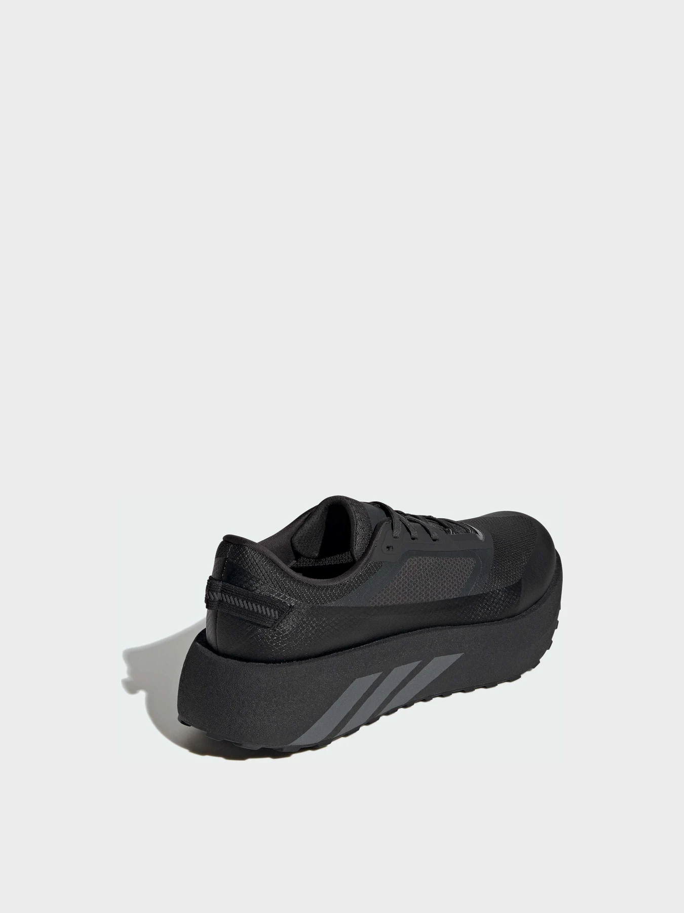 Кроссовки Adidas модель IH9456 Кроссовки Adidas модель IH9456 Фото