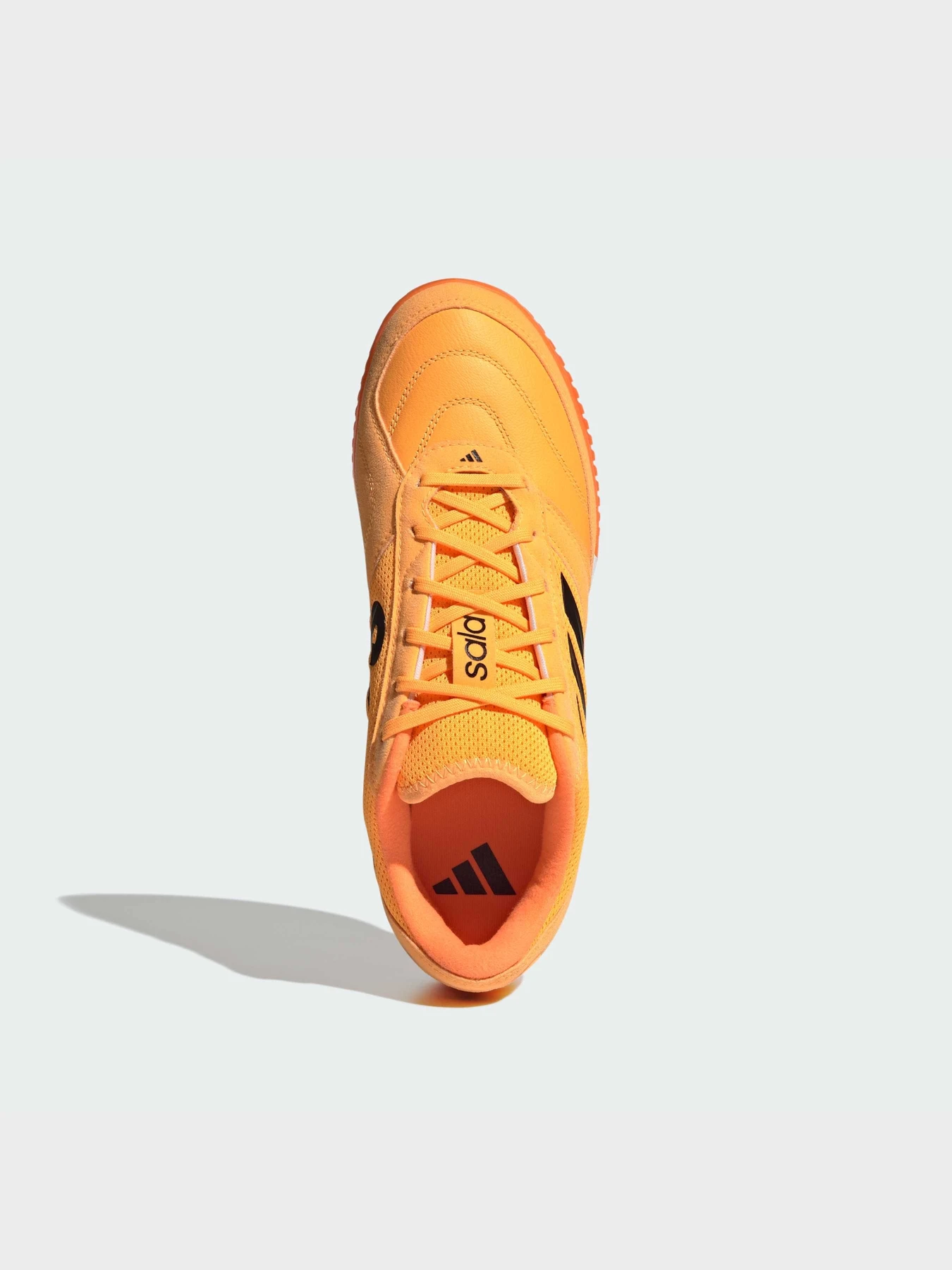 Кросівки Adidas модель KJ8566 Кросівки Adidas модель KJ8566 Фото