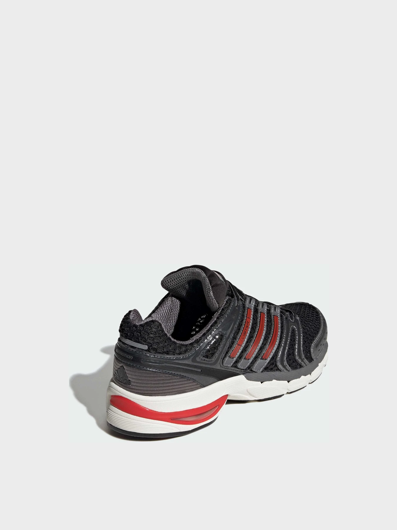 Кроссовки Adidas модель KI4469 Кроссовки Adidas модель KI4469 Фото