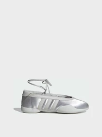 Туфлі та лофери Adidas модель KJ8370 Фото