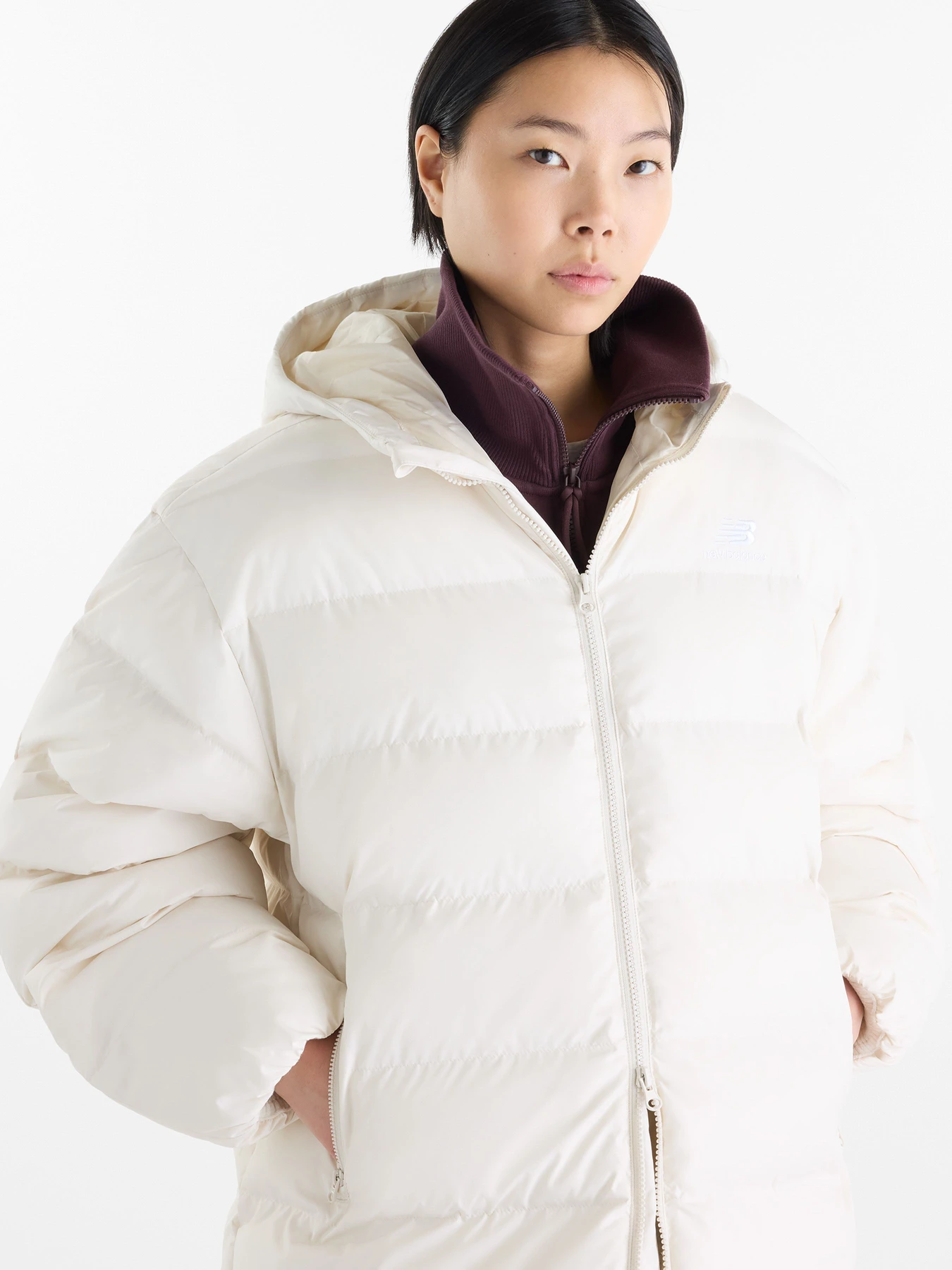 Куртки та дублянки New Balance Boston Long Puffer модель WJ62Y0KBLIN Фото