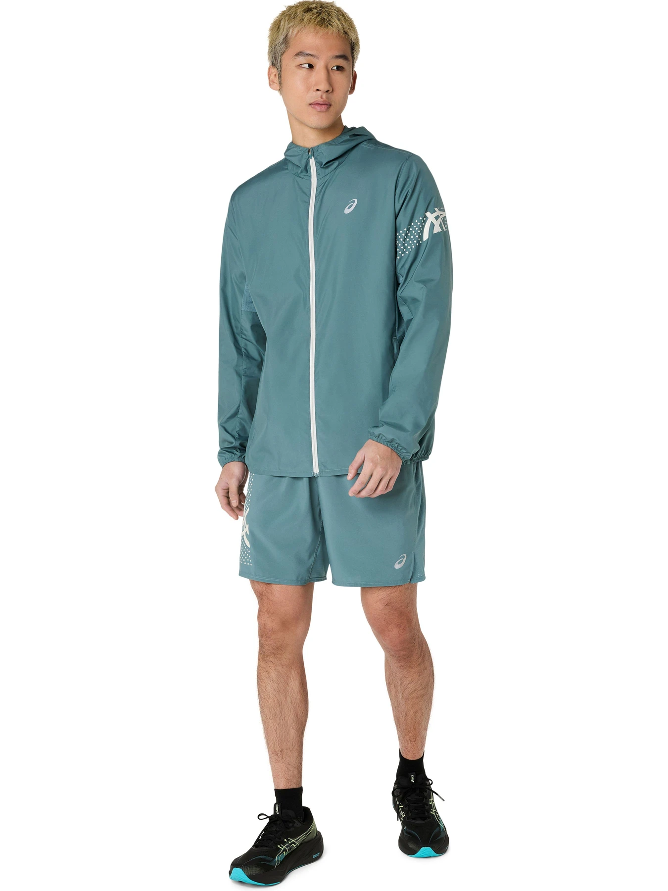 Куртки и дубленки Asics Icon модель 2011D456-402 Куртки и дубленки Asics Icon модель 2011D456-402 Фото