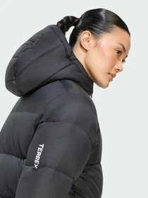 Куртки та дублянки Adidas модель KY2722 Фото