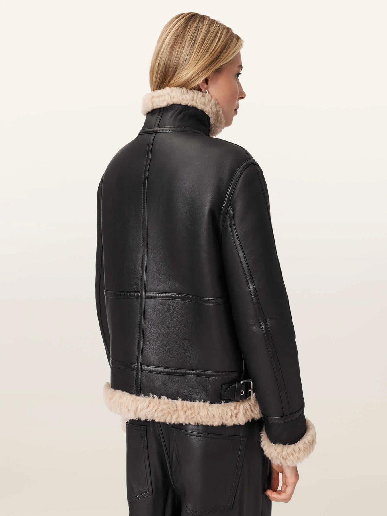 Куртки и дубленки All Saints Lorel модель W069LB Фото
