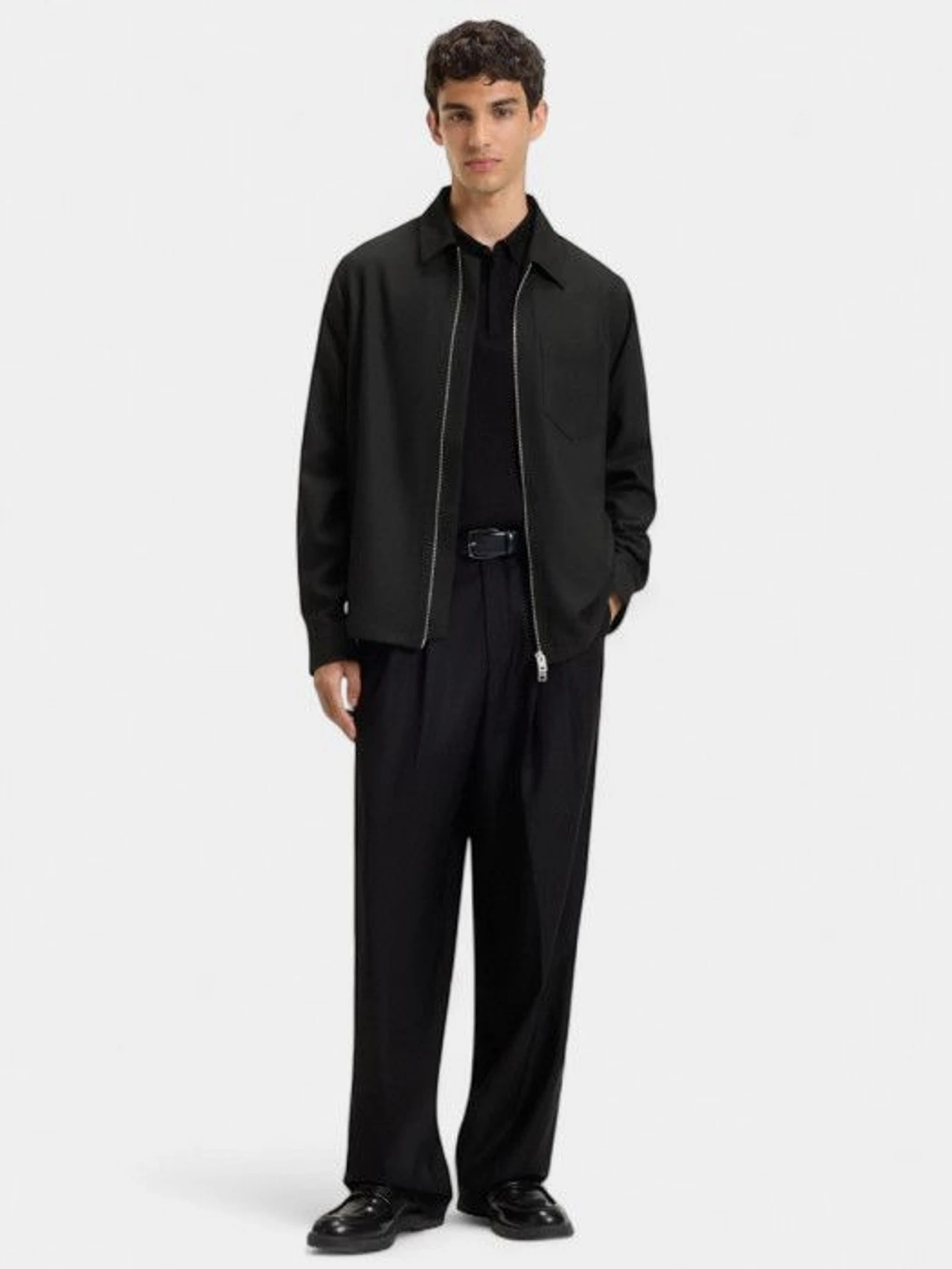 Куртки та дублянки HUGO модель 10523 Куртки та дублянки HUGO модель 10523 Фото