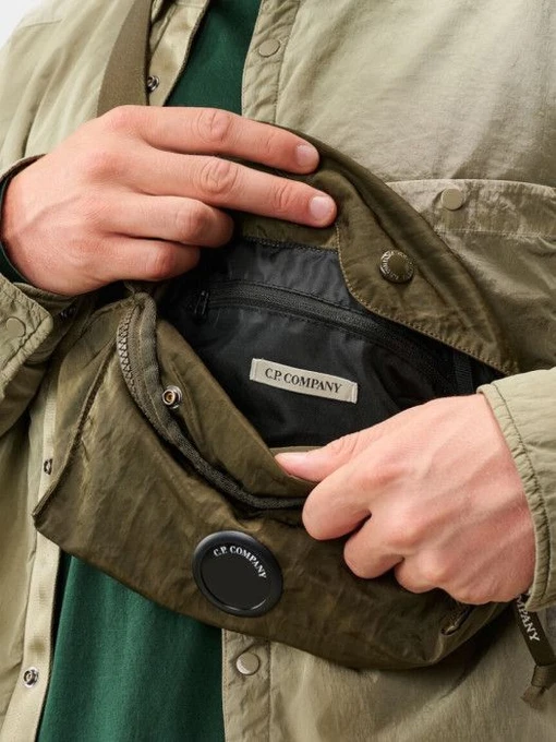 CP Company Поясна сумка колір хакі фото 3