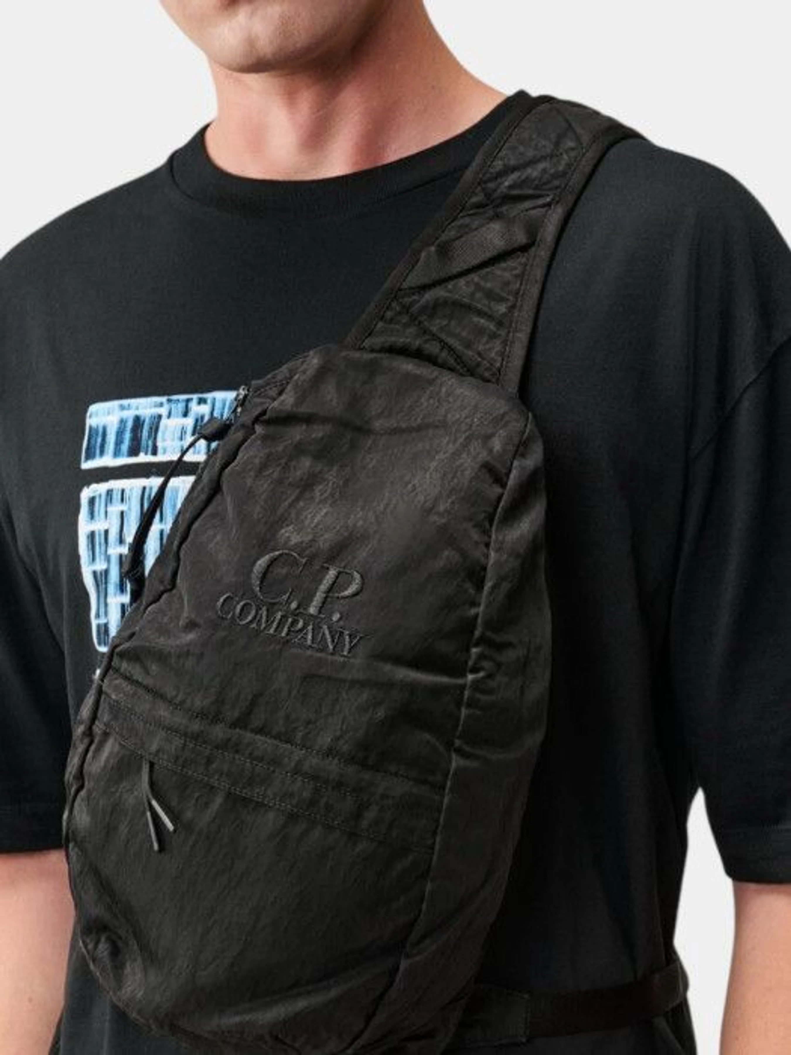 CP Company Крос-боді колір чорний фото 2