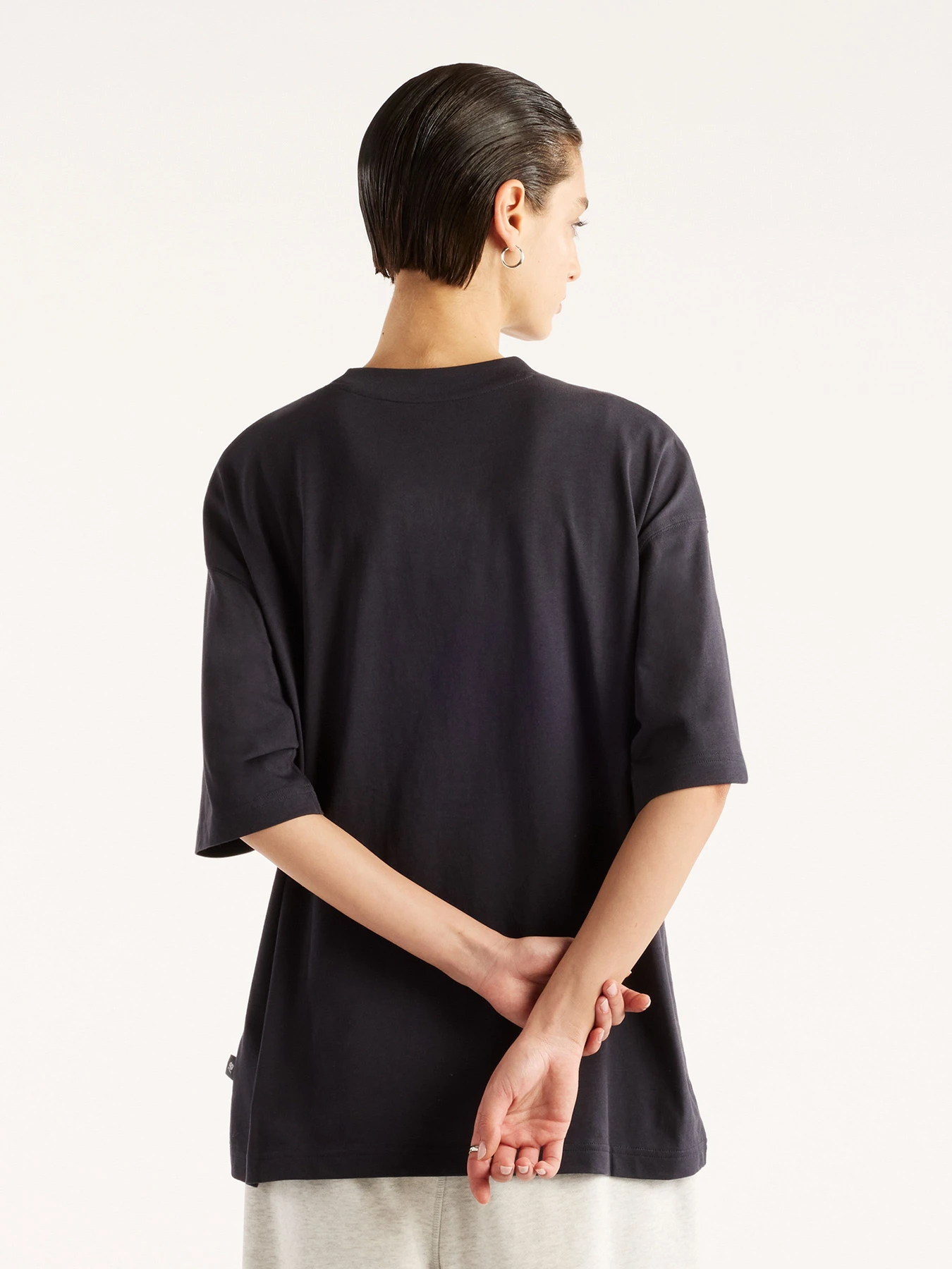 Футболки і поло New Balance модель WT62X7Z9DNT Футболки і поло New Balance модель WT62X7Z9DNT Фото