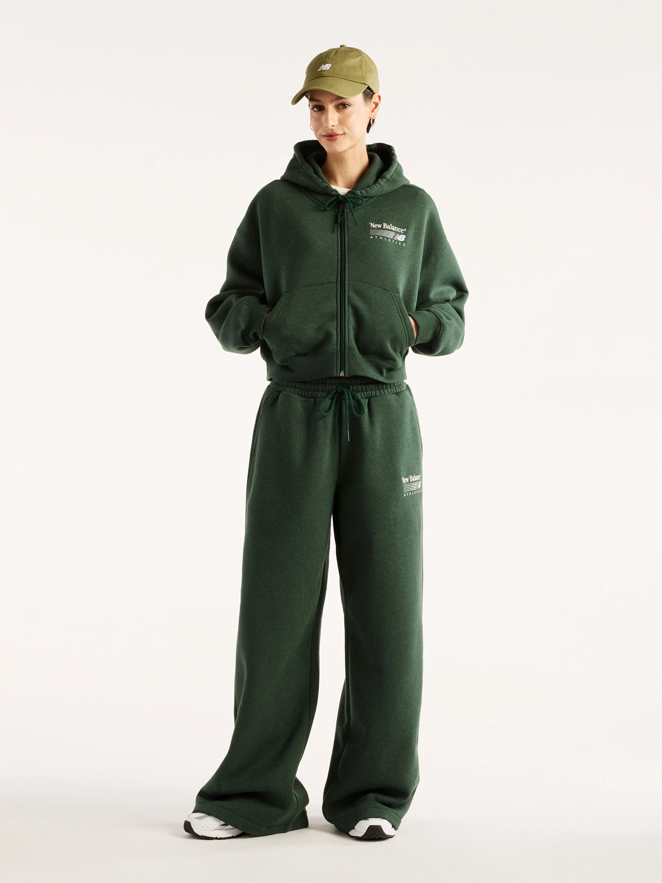 Худи и свитшоты New Balance Trackside Fleece Full Zip модель WJ62P2UPNDG Худи и свитшоты New Balance Trackside Fleece Full Zip модель WJ62P2UPNDG Фото