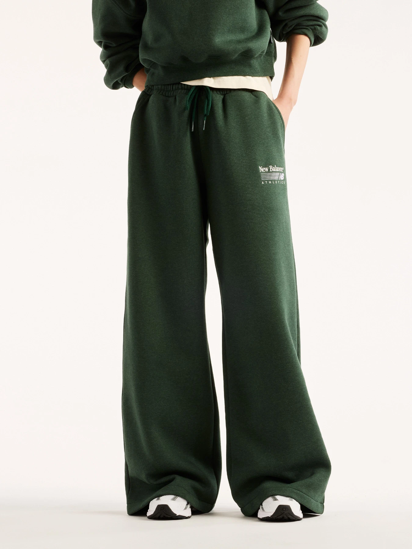 Брюки New Balance Trackside Fleece модель WB62983ANDG Фото