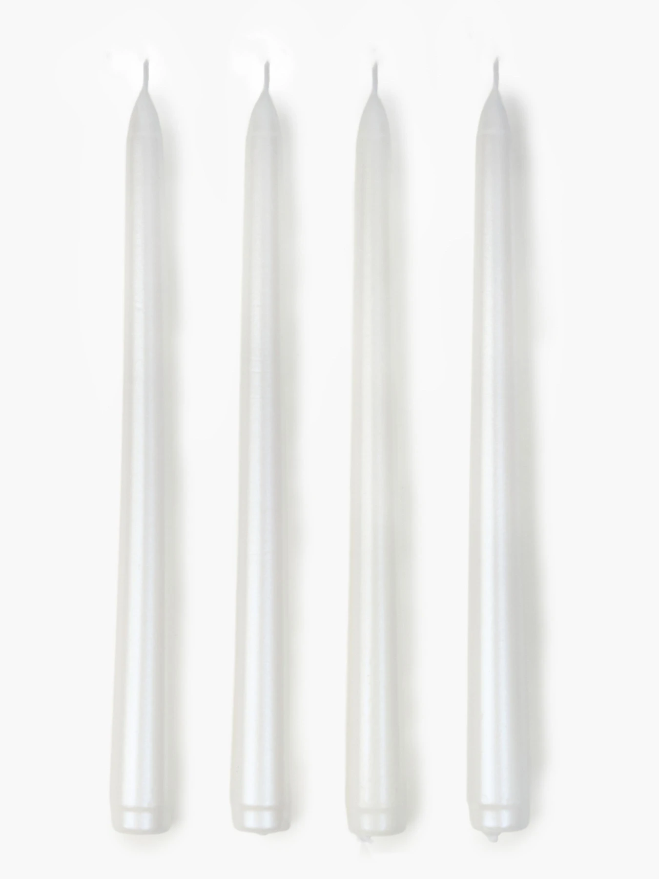 Набор столовых свечей 4 шт. белый металлик MBM HOME модель FR-17 METALLIC WHITE Набор столовых свечей 4 шт. белый металлик MBM HOME модель FR-17 METALLIC WHITE Фото