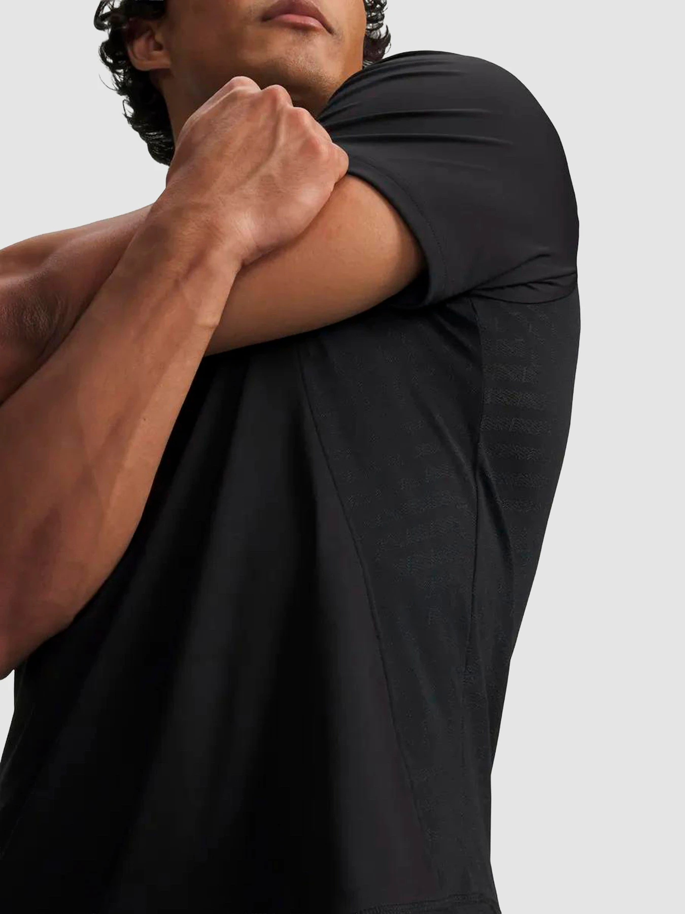 Футболки и поло Under Armour Challenger Pro Ss модель 6009620-008 Футболки и поло Under Armour Challenger Pro Ss модель 6009620-008 Фото