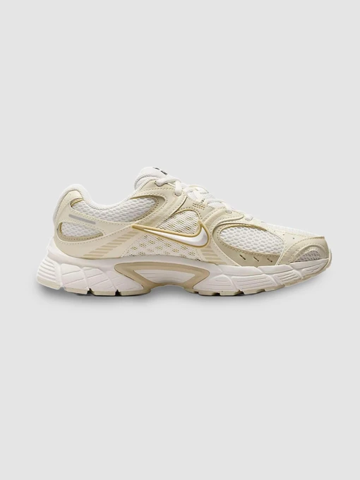 Кросівки NIKE V5 Rnr Se модель IO0464-101 Фото