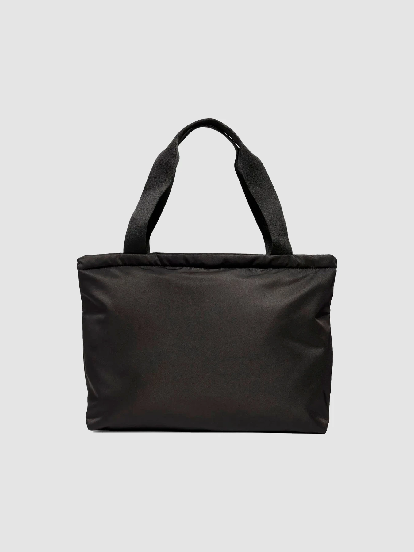 Сумки Under Armour Studio Lite Tote модель 1388920-001 Фото