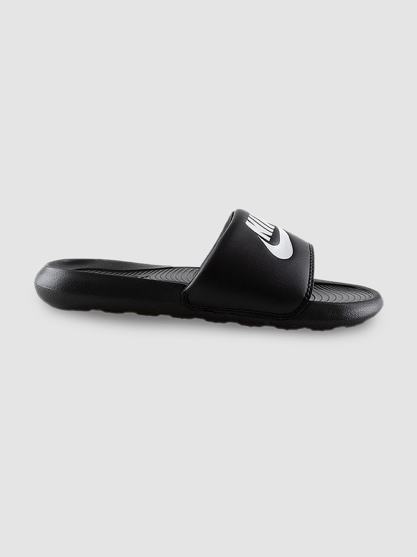 Шлёпанцы NIKE Victori One Slide модель CN9677-005 Шлёпанцы NIKE Victori One Slide модель CN9677-005 Фото