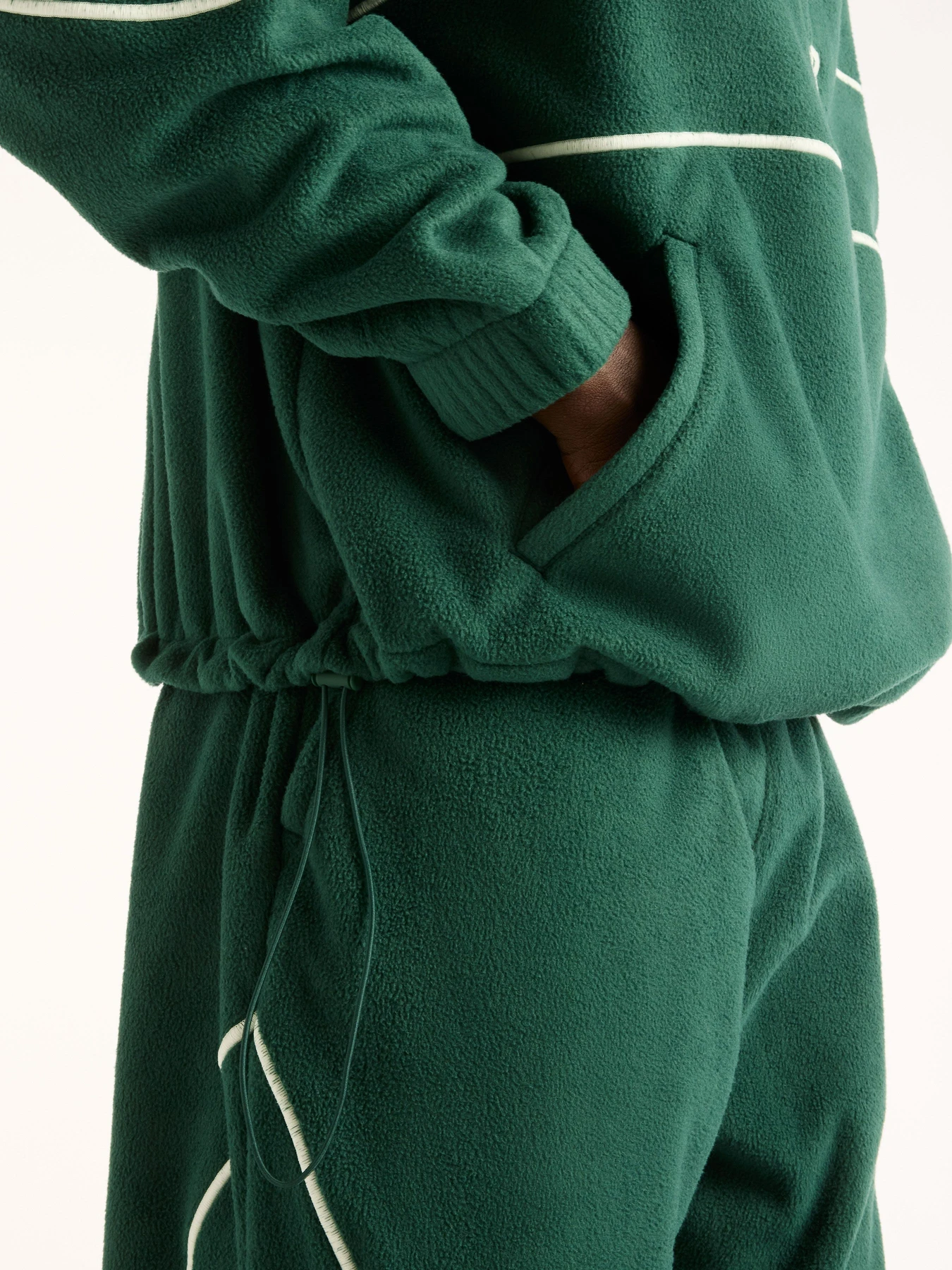 Худи и свитшоты New Balance Trackside Polar Fleece модель MT62N1TYNOG Худи и свитшоты New Balance Trackside Polar Fleece модель MT62N1TYNOG Фото