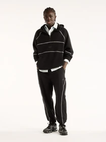 Худі та світшоти New Balance Trackside Polar Fleece модель MT62N1TYBK Фото