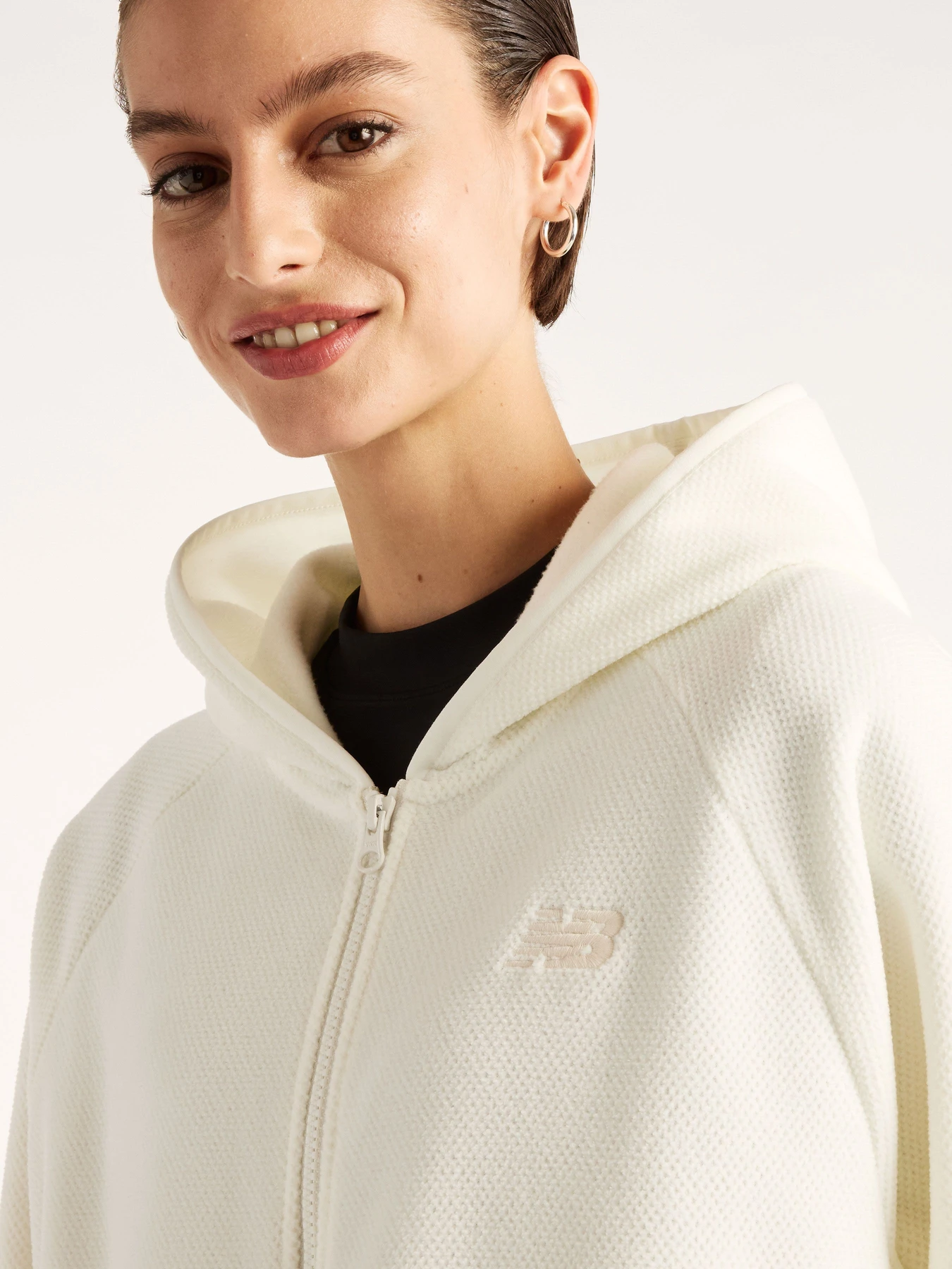 Худи и свитшоты New Balance Textured Fleece Full Zip модель WJ62V29LSST Худи и свитшоты New Balance Textured Fleece Full Zip модель WJ62V29LSST Фото