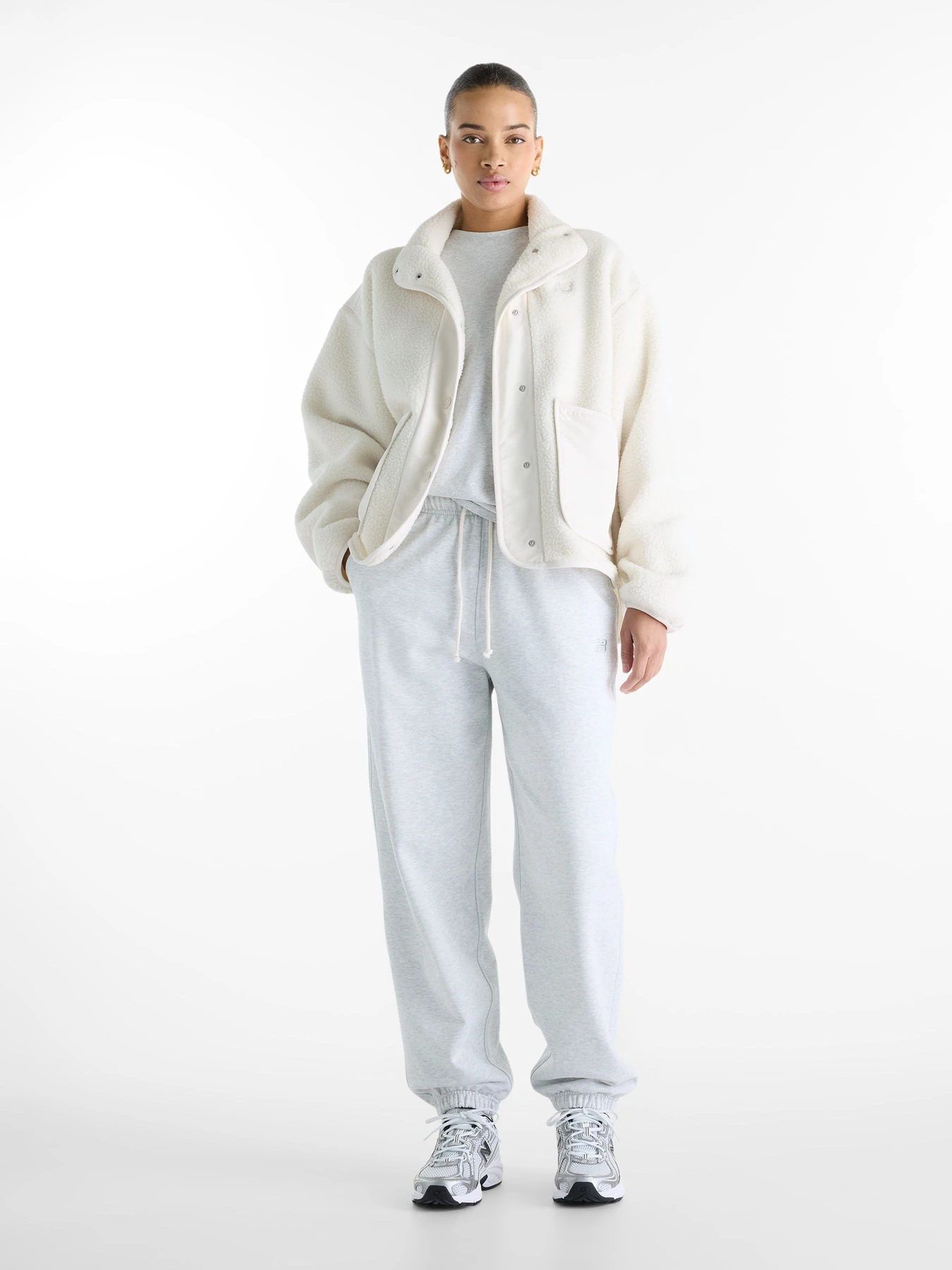 Куртки и дубленки New Balance High Pile Fleece модель WJ62Q8YDLIN Фото