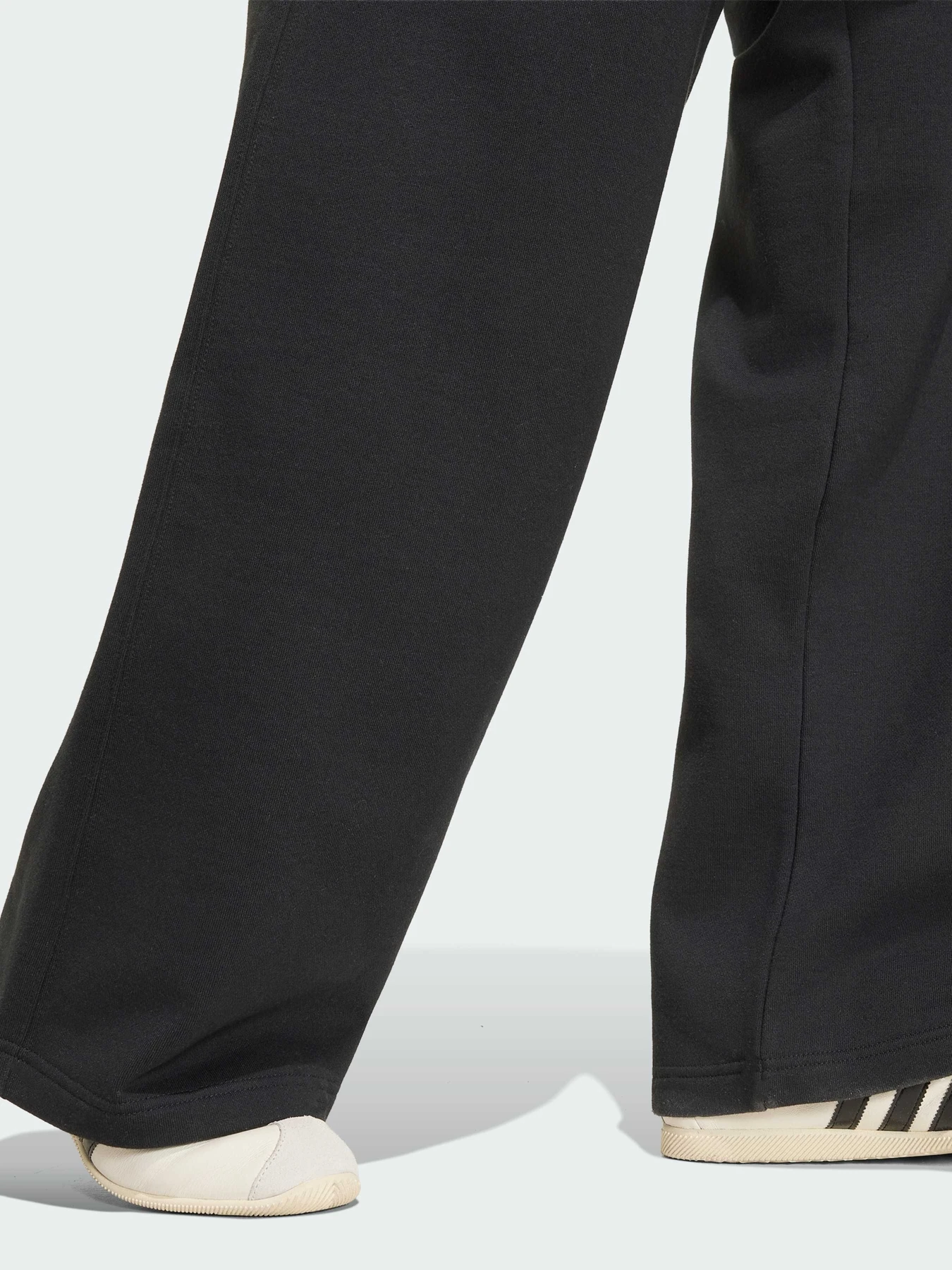 Брюки Adidas Adidas Essentials модель KR3606 Фото