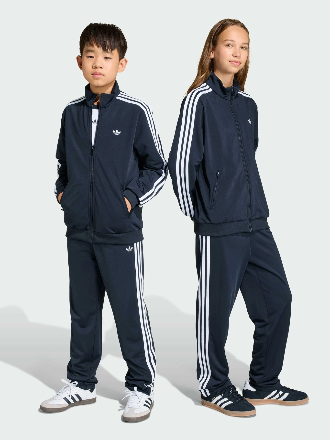 Штани Adidas модель KE0910 Фото