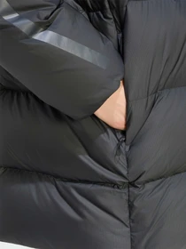 Куртки и дубленки Adidas ZNE модель KF7565 Фото