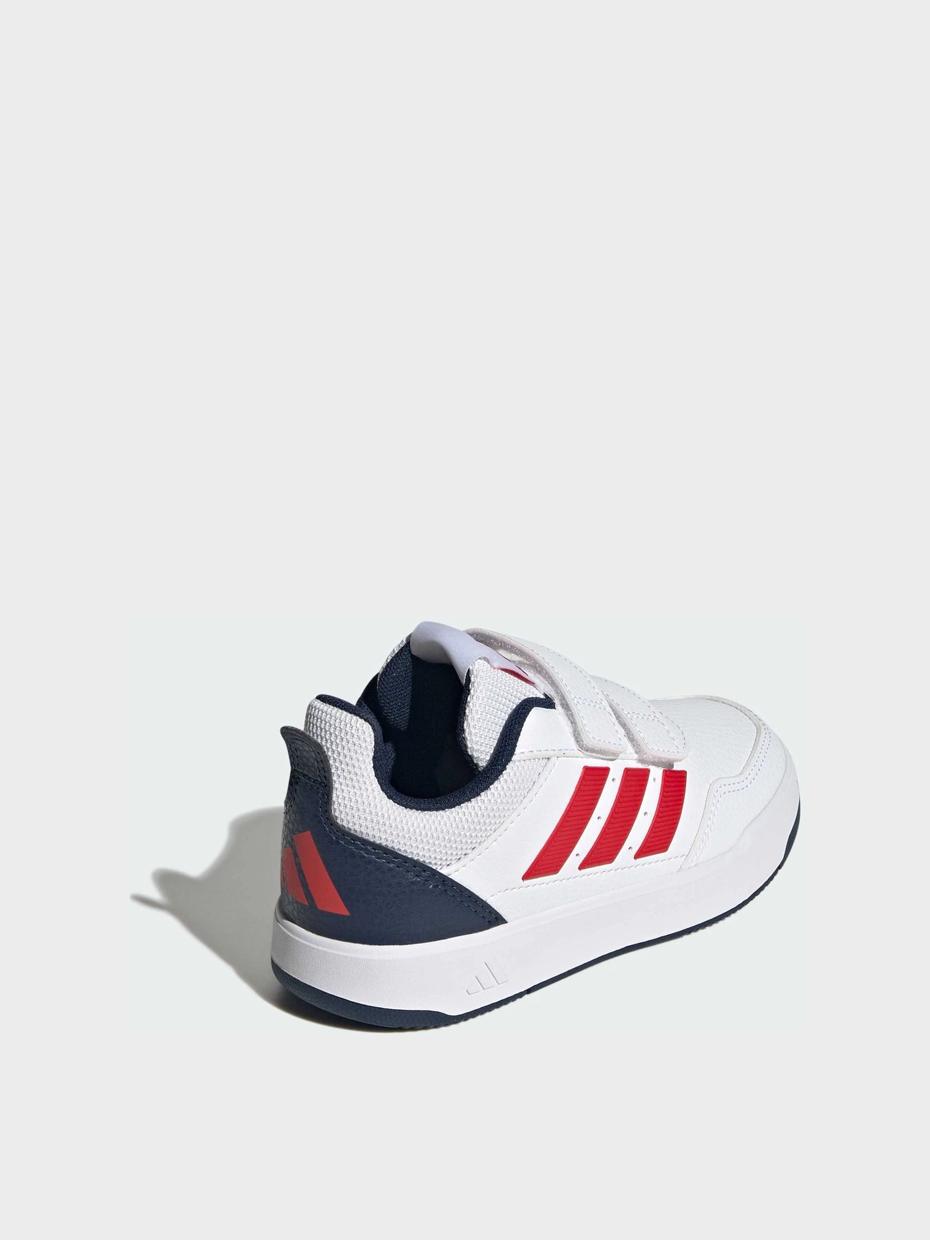 Кроссовки Adidas модель KJ9769 Кроссовки Adidas модель KJ9769 Фото