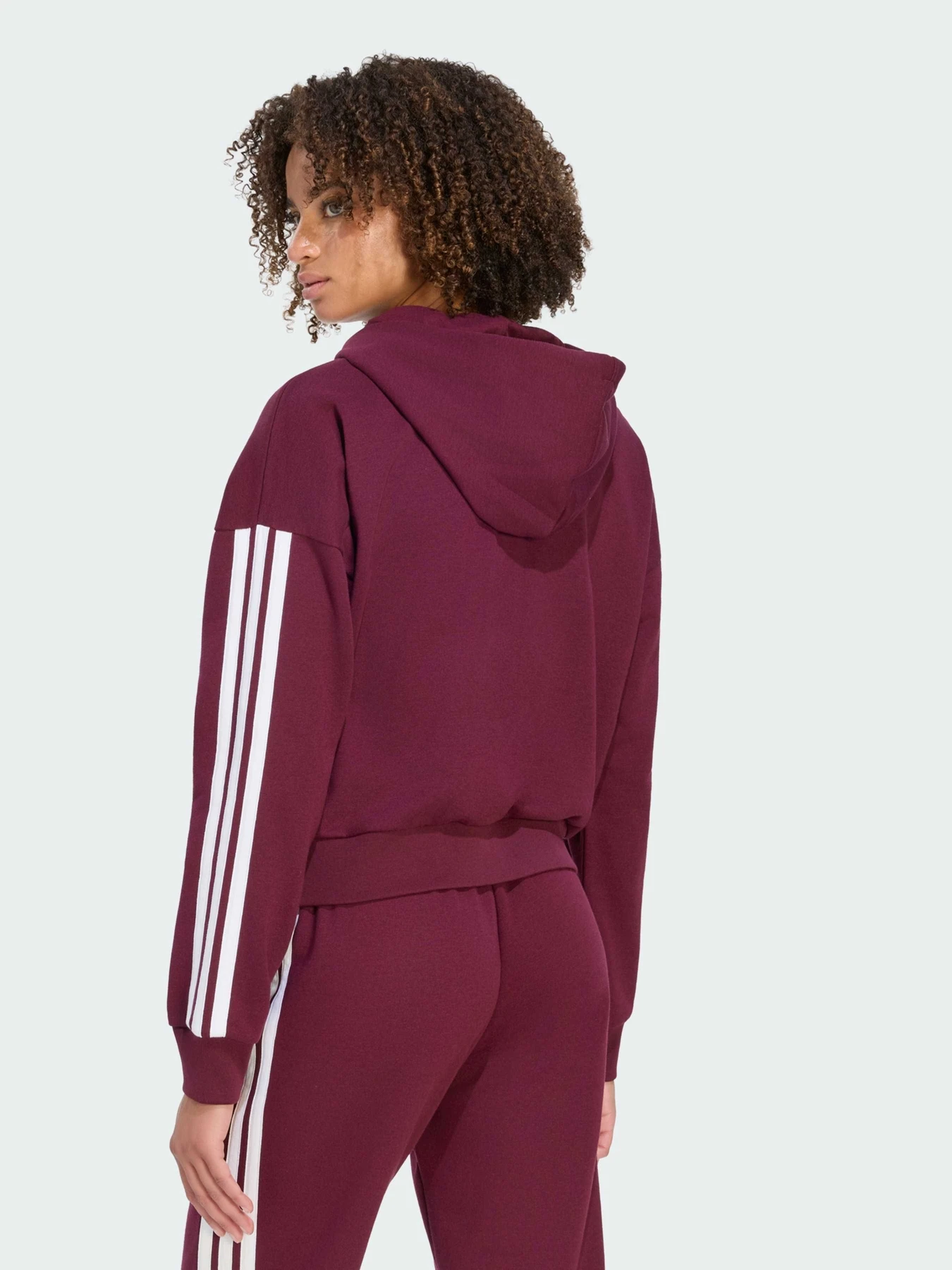 Худи и свитшоты Adidas Adidas Essentials модель KR1028 Худи и свитшоты Adidas Adidas Essentials модель KR1028 Фото