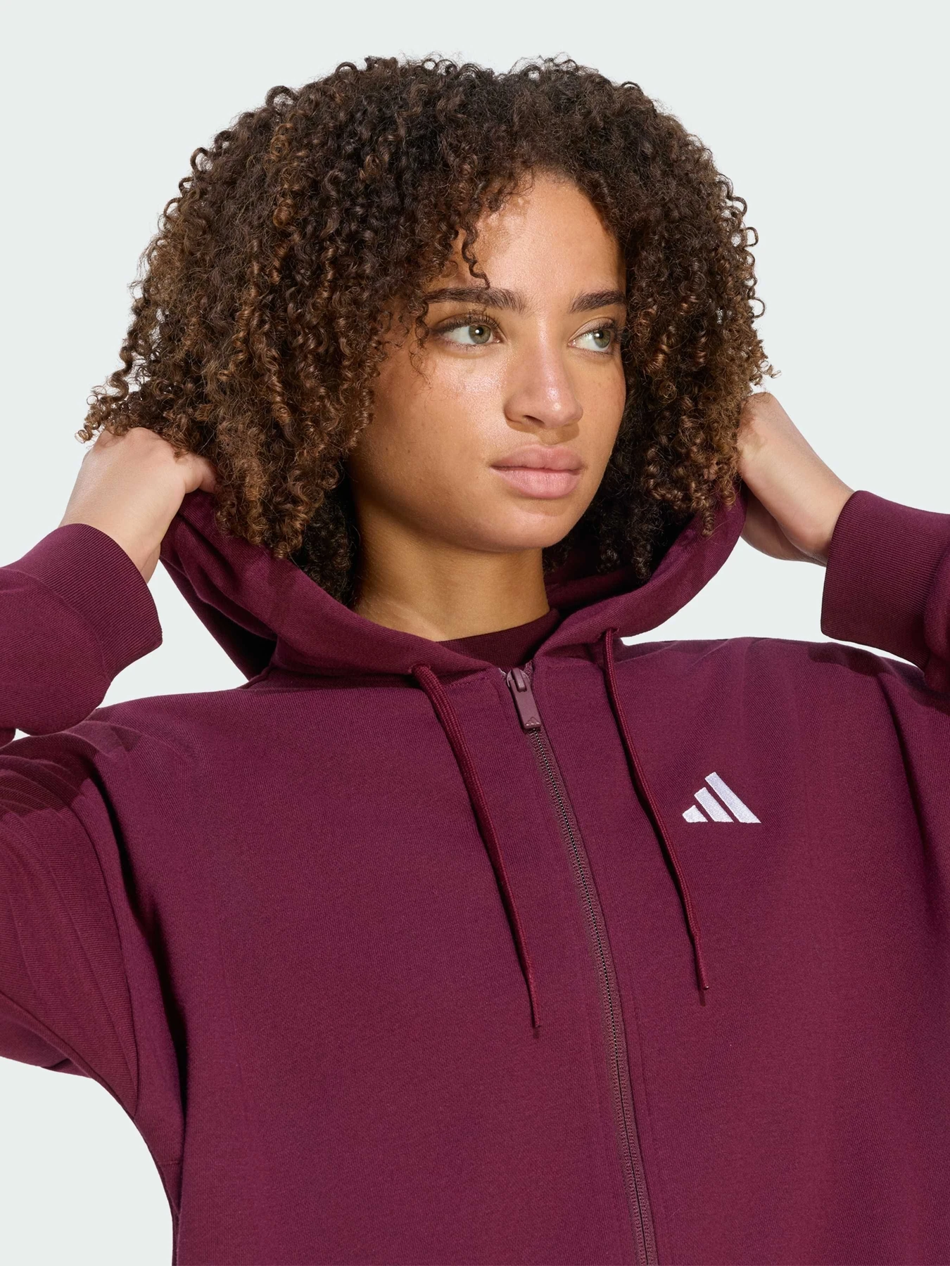 Худи и свитшоты Adidas Adidas Essentials модель KR1028 Худи и свитшоты Adidas Adidas Essentials модель KR1028 Фото