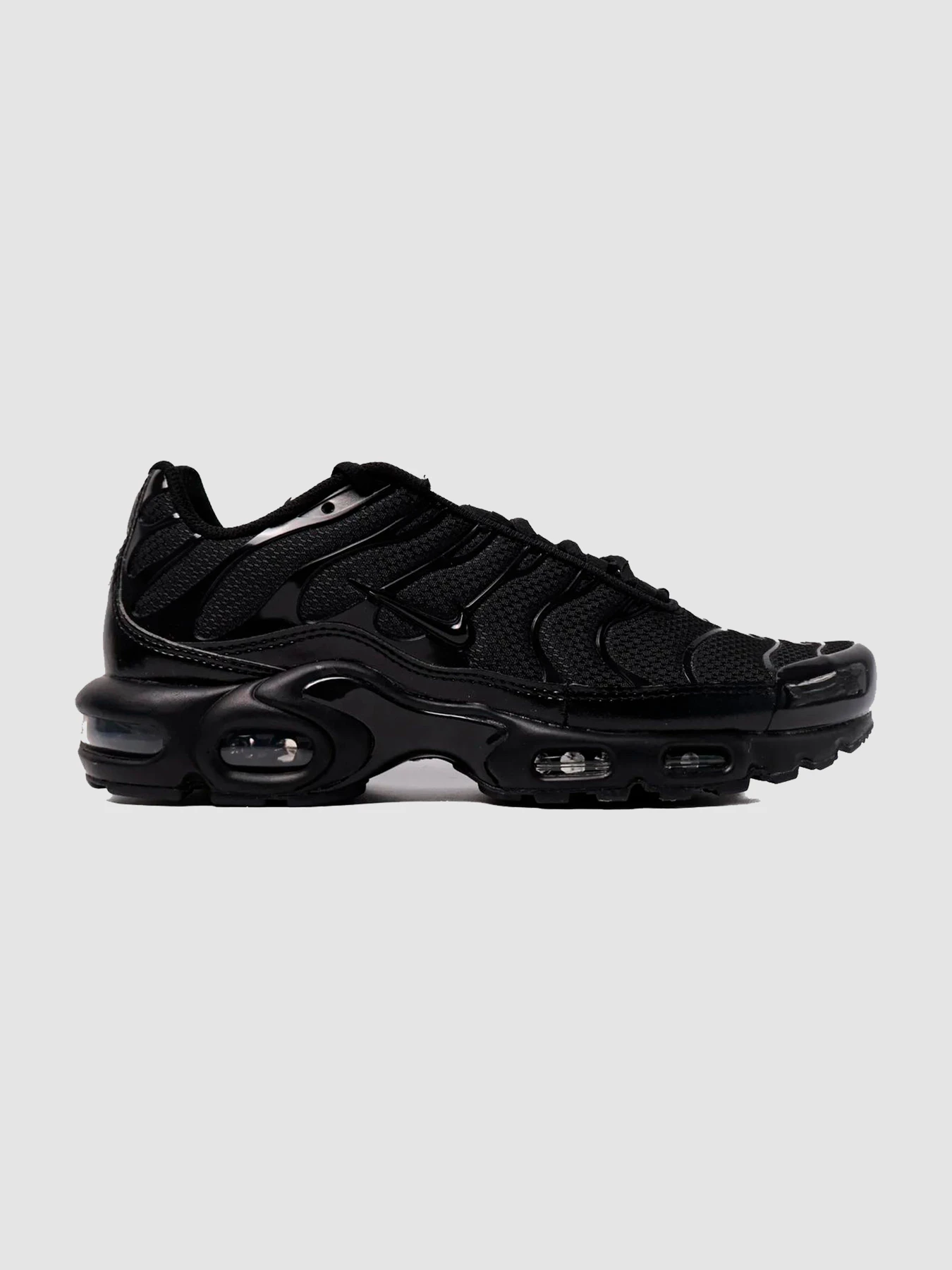 Кроссовки NIKE Air Max Plus Triple модель 604133-050 Кроссовки NIKE Air Max Plus Triple модель 604133-050 Фото