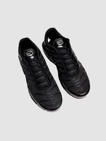 Кроссовки NIKE Air Max Plus Triple модель 604133-050 Фото